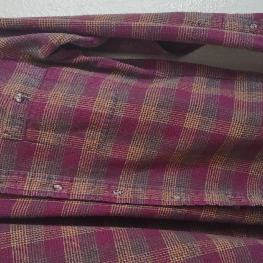 SLIGHTLY USED CAMBRIDGE CLASSICS LONG SLEEVE PLAID SIZE SMALL 100%COTTON - Picture 6 of 12